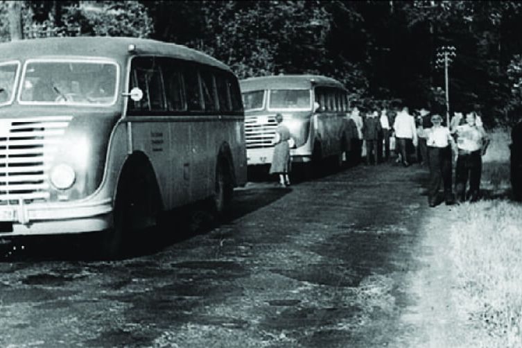 historische Busse von Katzmann Reisen